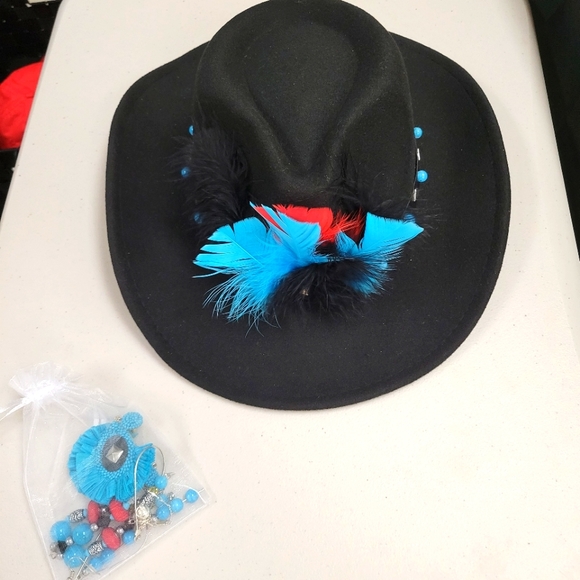 3 PIECE COWGIRL HAT ,NECKLACE & EARRINGS HANDMADE! NWTS - Picture 7 of 9
